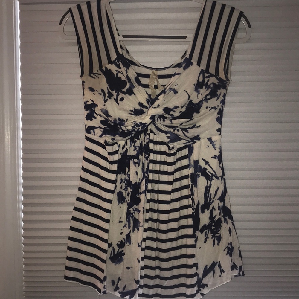 Anthropologie Bailey 44 Soft short sleeve top